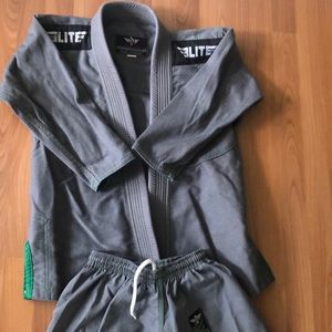 Brazilian Jiu jitsu Gi , size c2. Elite sports